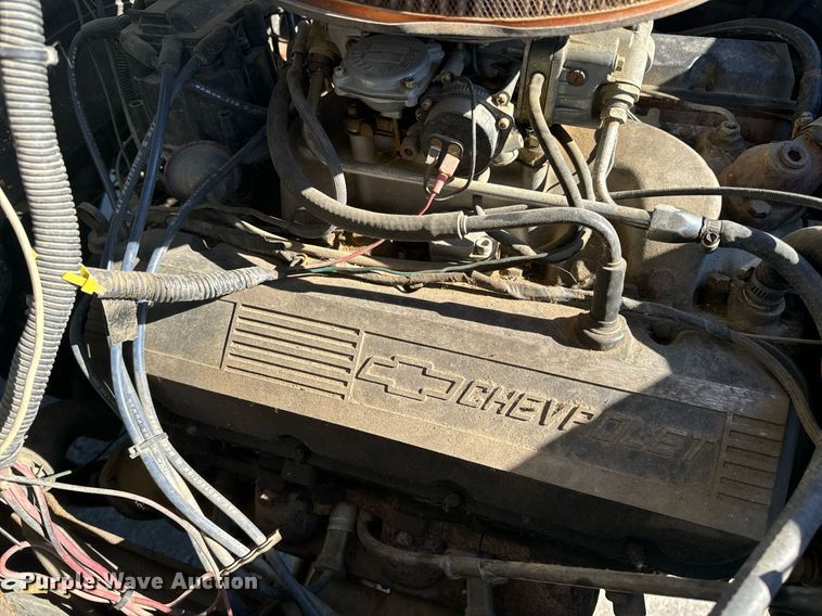 image for item NM9129 1971 Chevrolet    party bus