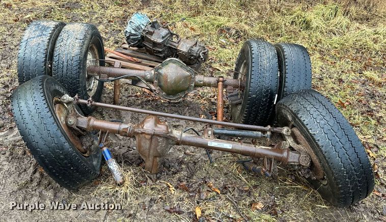 image for item NM9246 1976 Chevrolet 3500 parts