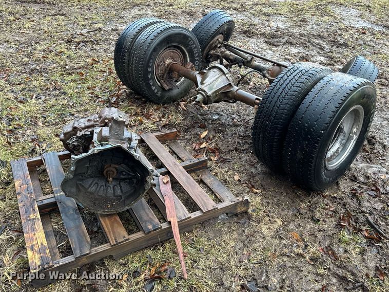 image for item NM9246 1976 Chevrolet 3500 parts