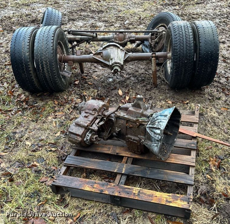 image for item NM9246 1976 Chevrolet 3500 parts