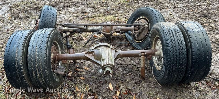 image for item NM9246 1976 Chevrolet 3500 parts