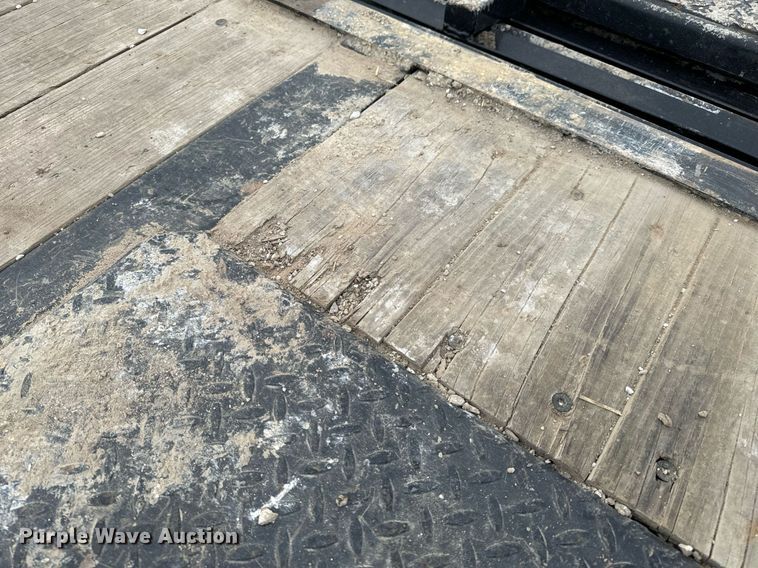 image for item NM9295 2019 Big Tex 22GN-20BK+5MR equipment trailer