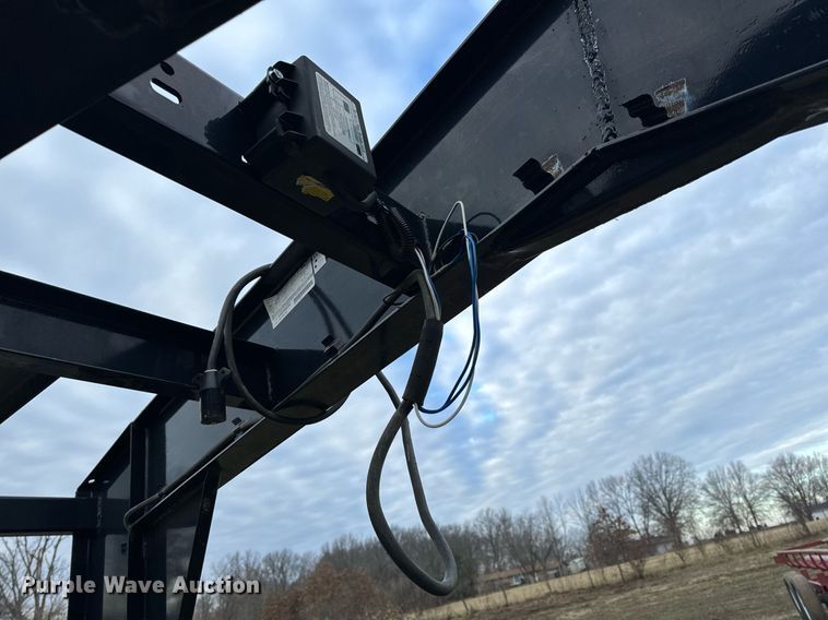 image for item NM9295 2019 Big Tex 22GN-20BK+5MR equipment trailer