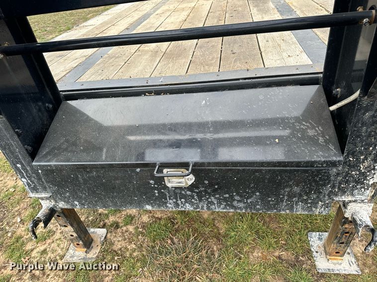 image for item NM9295 2019 Big Tex 22GN-20BK+5MR equipment trailer