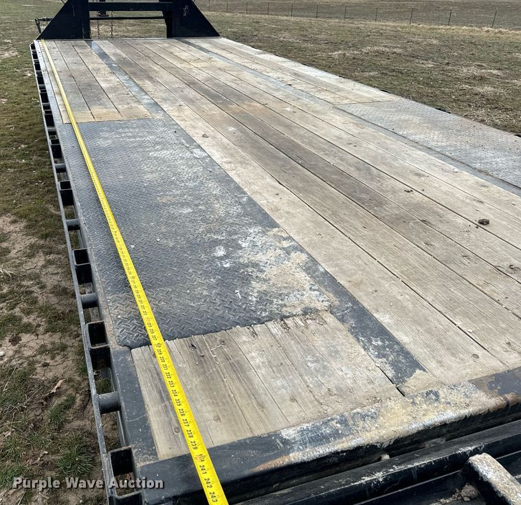 image for item NM9295 2019 Big Tex 22GN-20BK+5MR equipment trailer