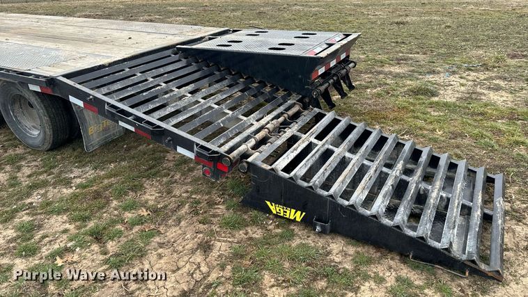 image for item NM9295 2019 Big Tex 22GN-20BK+5MR equipment trailer