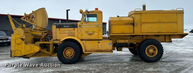 image for item NN9363 1975 Oshkosh W-1700-15 snowblower truck