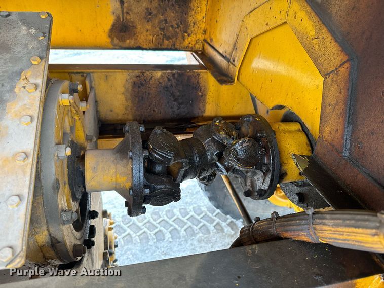 image for item NN9363 1975 Oshkosh W-1700-15 snowblower truck