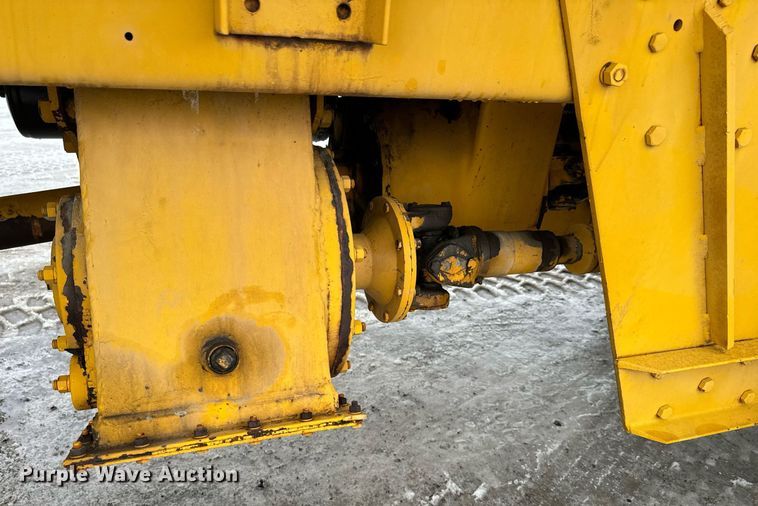 image for item NN9363 1975 Oshkosh W-1700-15 snowblower truck