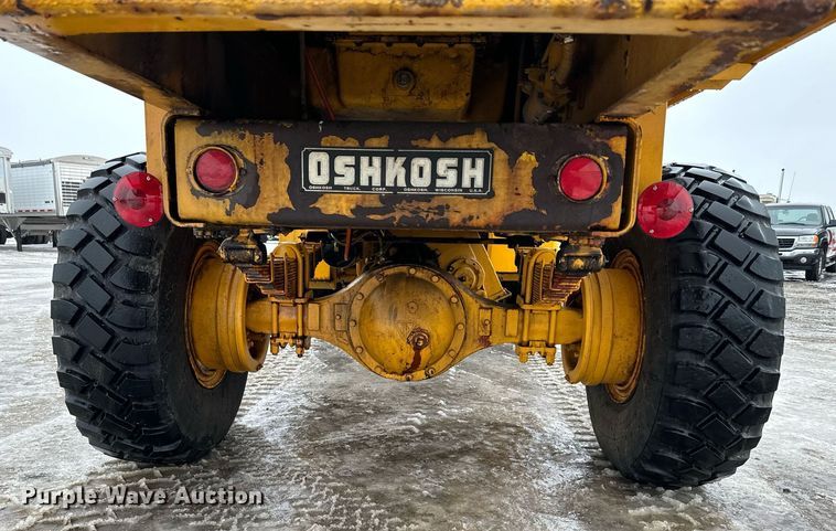 image for item NN9363 1975 Oshkosh W-1700-15 snowblower truck