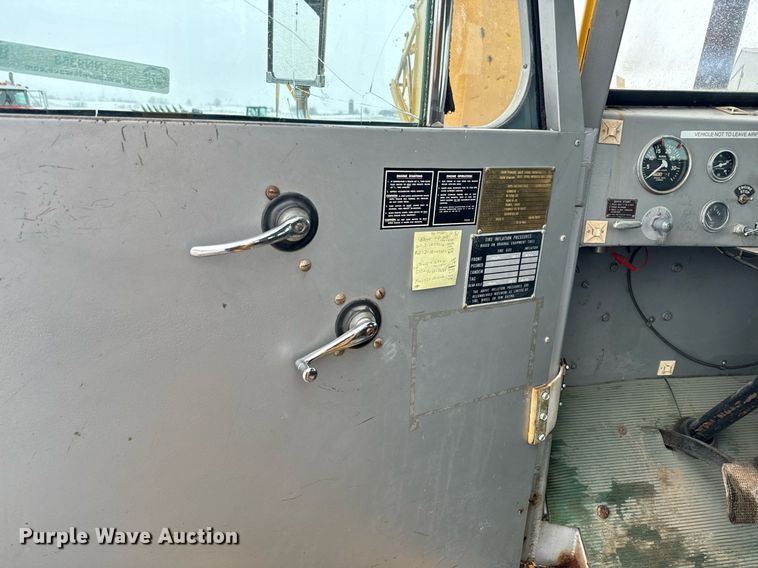 image for item NN9363 1975 Oshkosh W-1700-15 snowblower truck