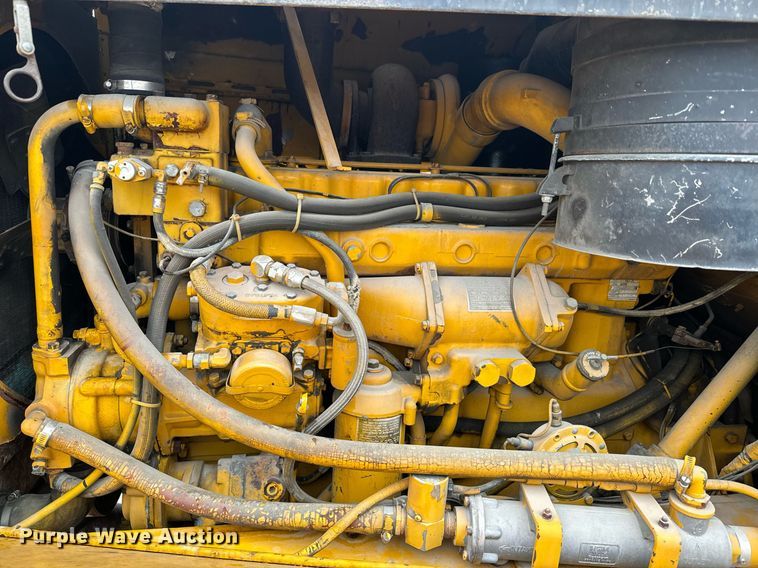 image for item NN9363 1975 Oshkosh W-1700-15 snowblower truck