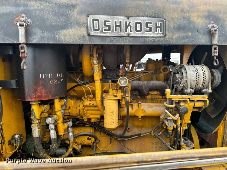 image for item NN9363 1975 Oshkosh W-1700-15 snowblower truck