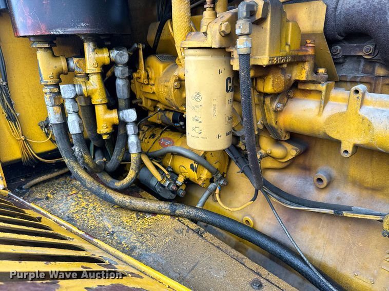 image for item NN9363 1975 Oshkosh W-1700-15 snowblower truck