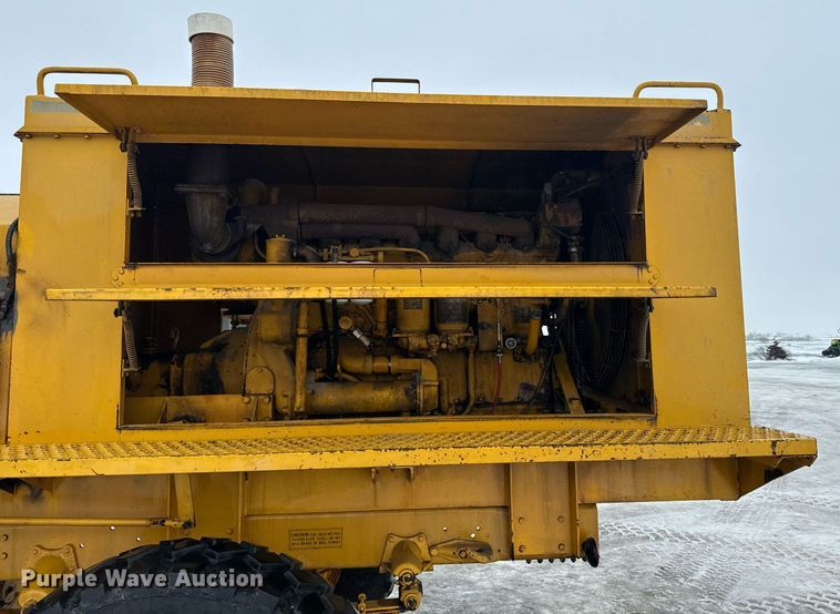 image for item NN9363 1975 Oshkosh W-1700-15 snowblower truck