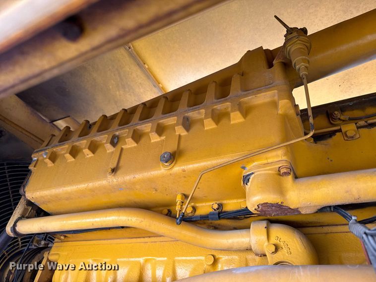 image for item NN9363 1975 Oshkosh W-1700-15 snowblower truck