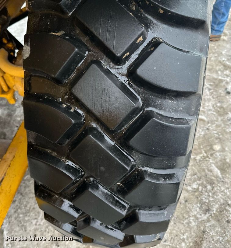 image for item NN9363 1975 Oshkosh W-1700-15 snowblower truck