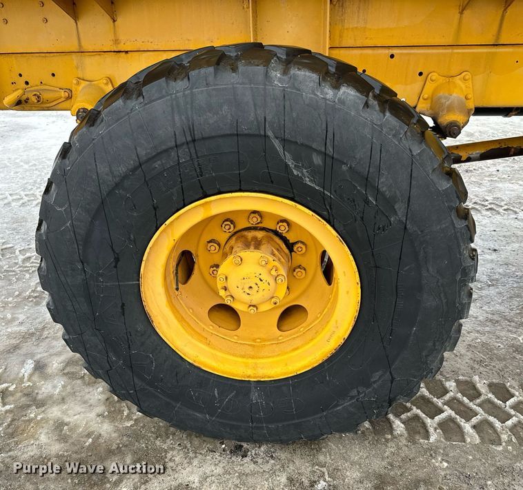 image for item NN9363 1975 Oshkosh W-1700-15 snowblower truck