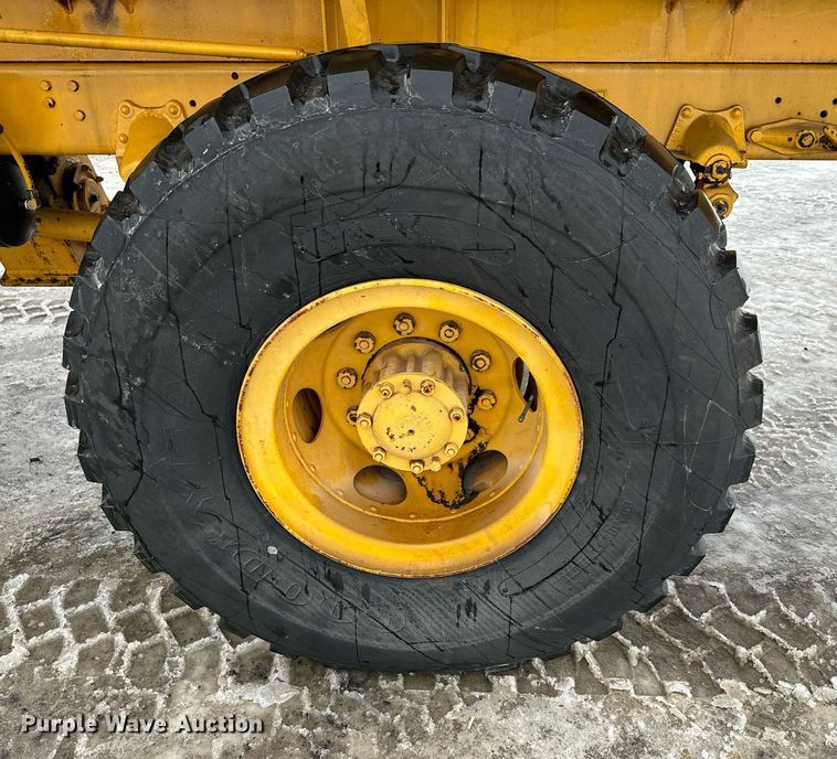 image for item NN9363 1975 Oshkosh W-1700-15 snowblower truck