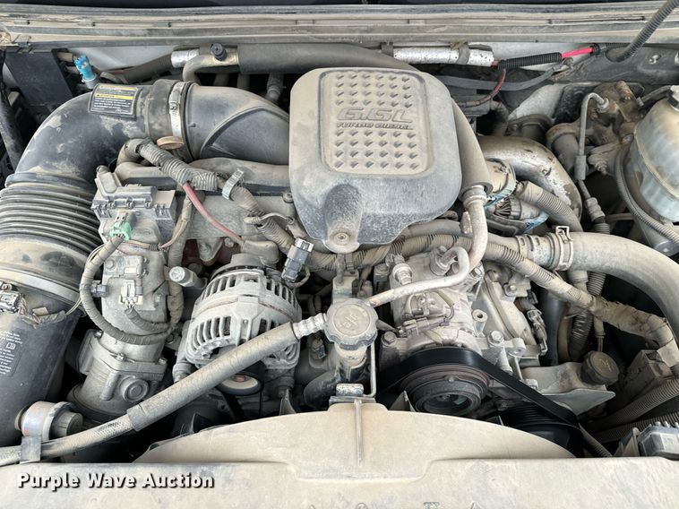 image for item NN9431 2007 GMC Sierra 3500HD utility bed pickup truck