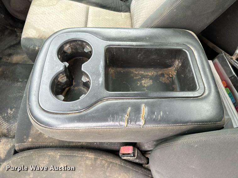 image for item NN9432 2007 GMC  Sierra 3500HD utility bed pickup truck