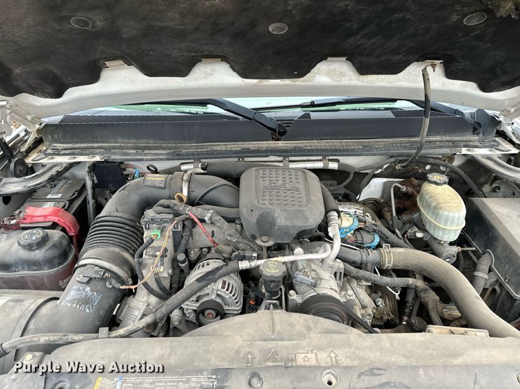 image for item NN9432 2007 GMC  Sierra 3500HD utility bed pickup truck