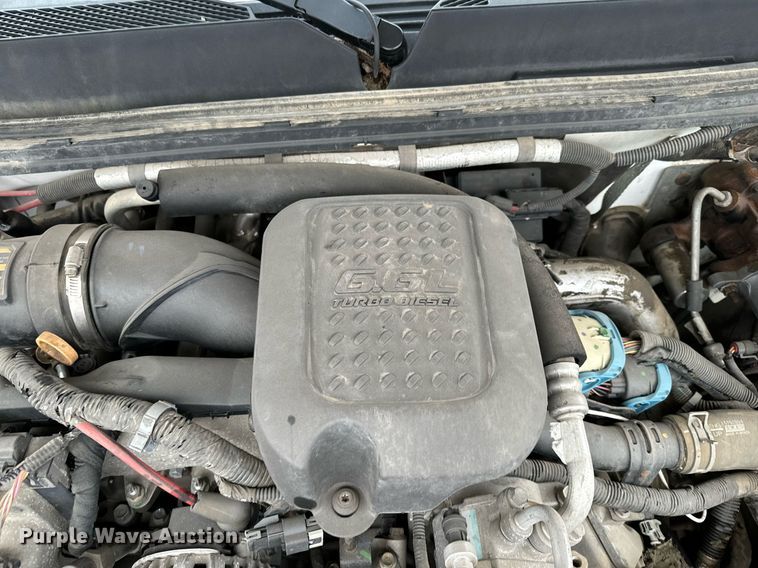 image for item NN9432 2007 GMC  Sierra 3500HD utility bed pickup truck