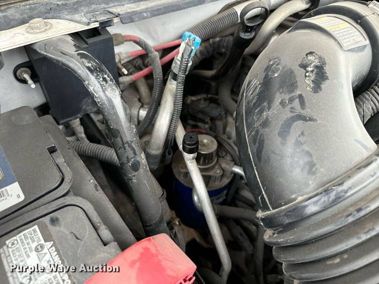 image for item NN9432 2007 GMC  Sierra 3500HD utility bed pickup truck