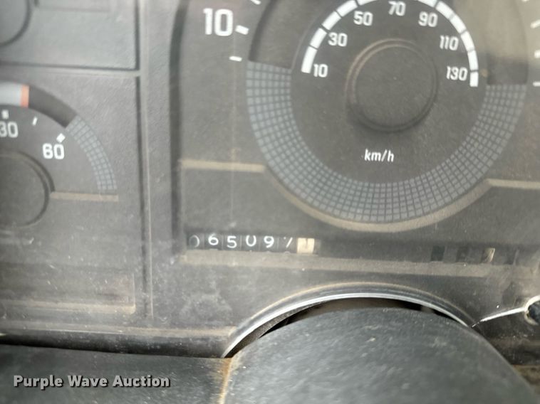 image for item NN9433 1990 Chevrolet  C2500 flatbed pickup truck