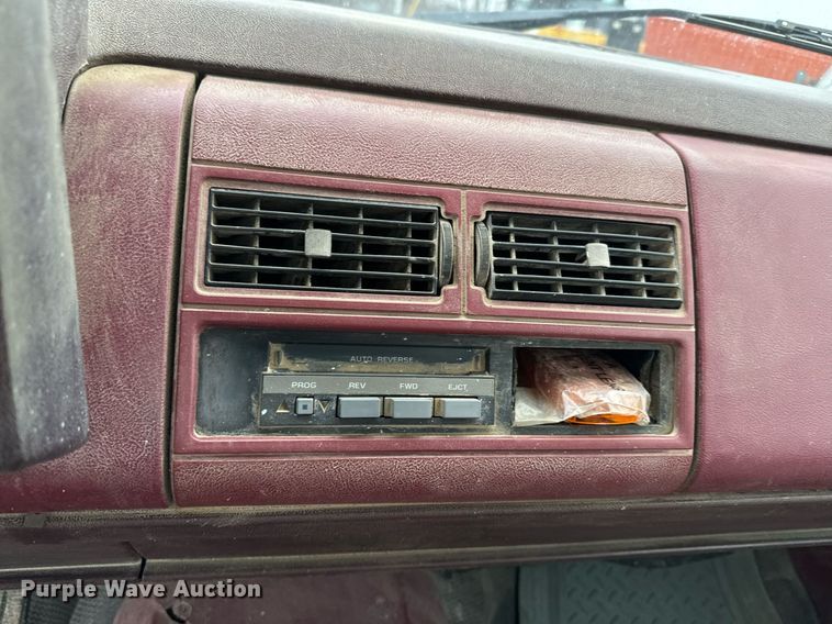 image for item NN9433 1990 Chevrolet  C2500 flatbed pickup truck