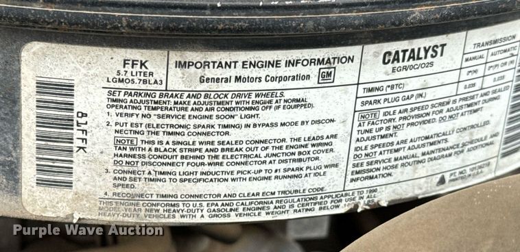 image for item NN9433 1990 Chevrolet  C2500 flatbed pickup truck