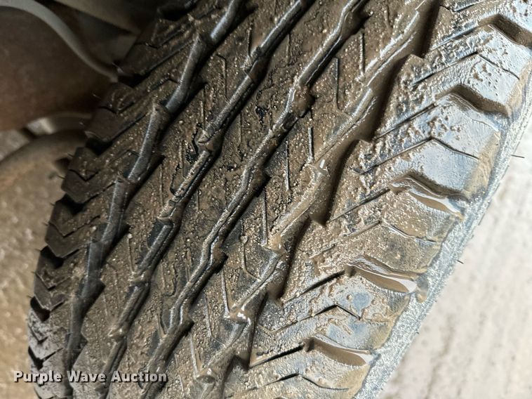 image for item NN9433 1990 Chevrolet  C2500 flatbed pickup truck