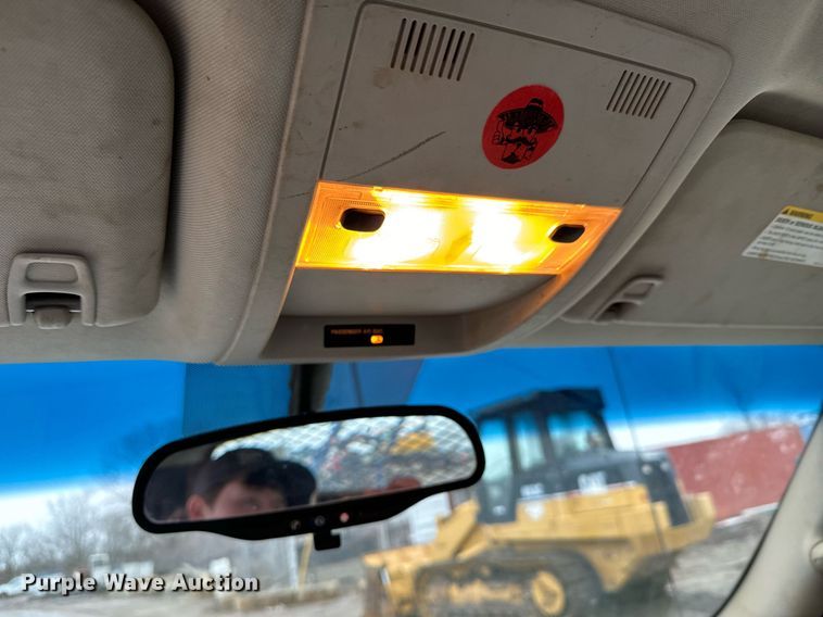 image for item NN9434 2007 GMC Sierra 3500HD utility bed pickup truck