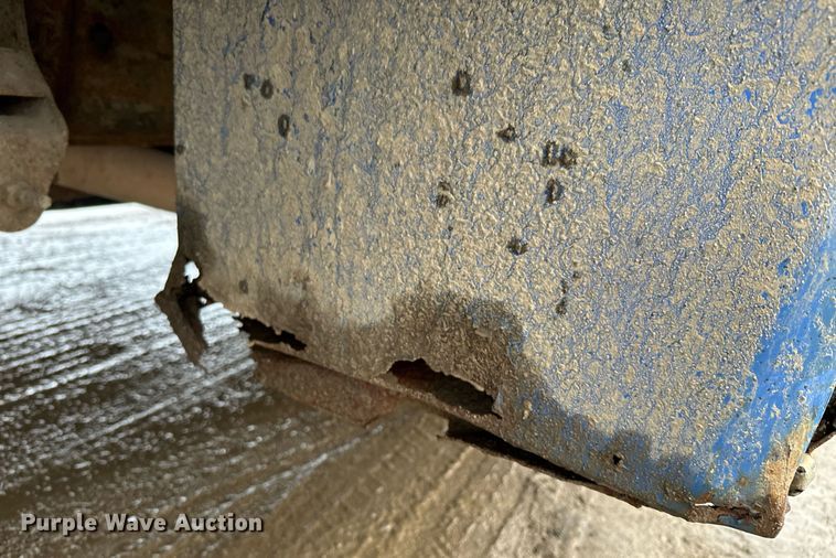 image for item NN9436 2007 GMC Sierra 3500HD utility bed pickup truck