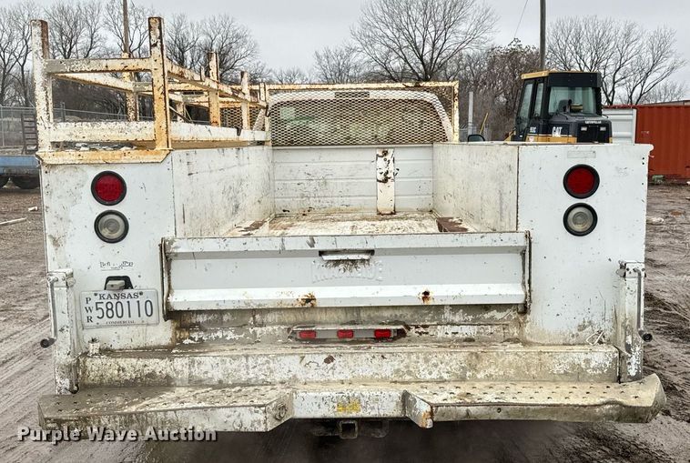 image for item NN9438 2004 Ford F450 Super Duty utility / service truck