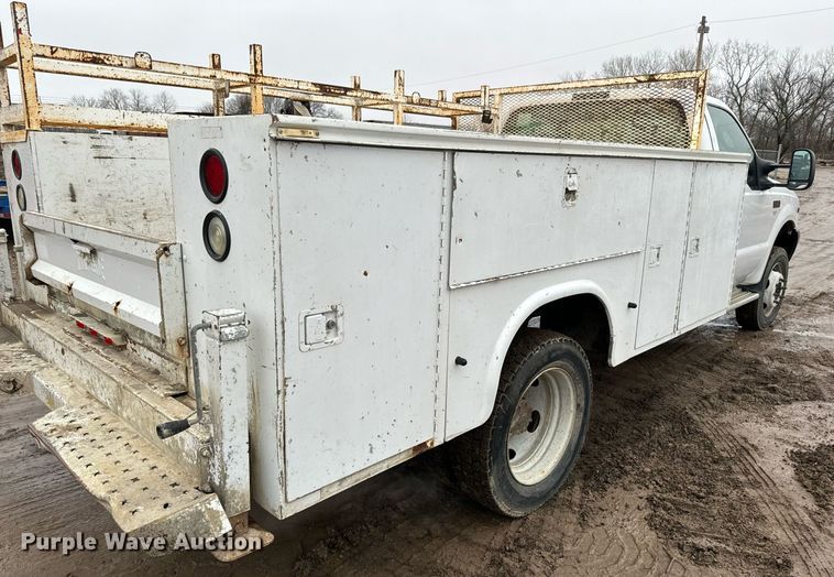 image for item NN9438 2004 Ford F450 Super Duty utility / service truck