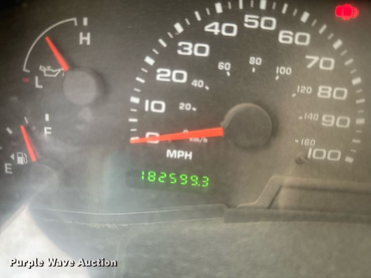 image for item NN9438 2004 Ford F450 Super Duty utility / service truck