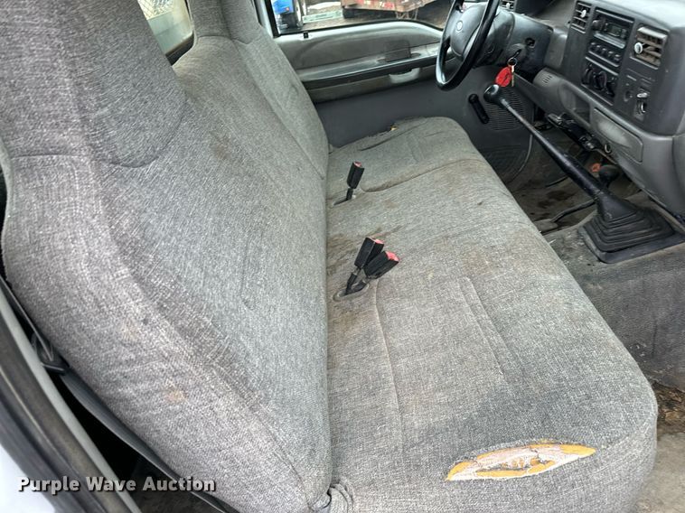 image for item NN9438 2004 Ford F450 Super Duty utility / service truck