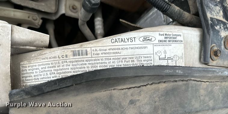 image for item NN9438 2004 Ford F450 Super Duty utility / service truck