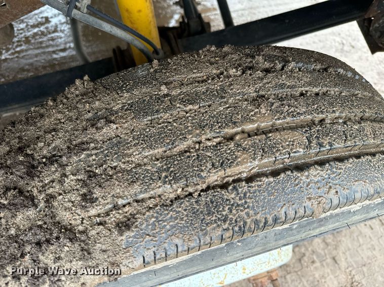 image for item NN9438 2004 Ford F450 Super Duty utility / service truck