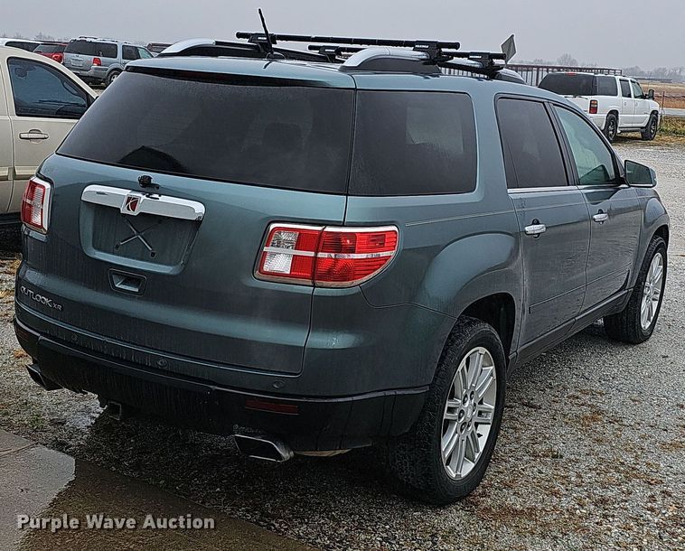 image for item NP9207 2009 Saturn  Outlook XR SUV