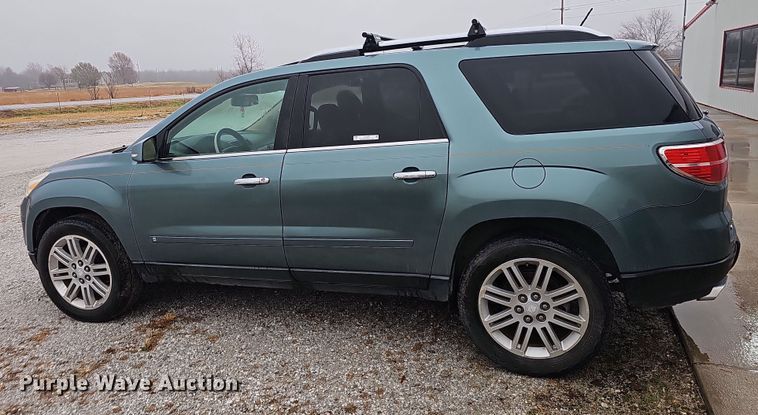 image for item NP9207 2009 Saturn  Outlook XR SUV