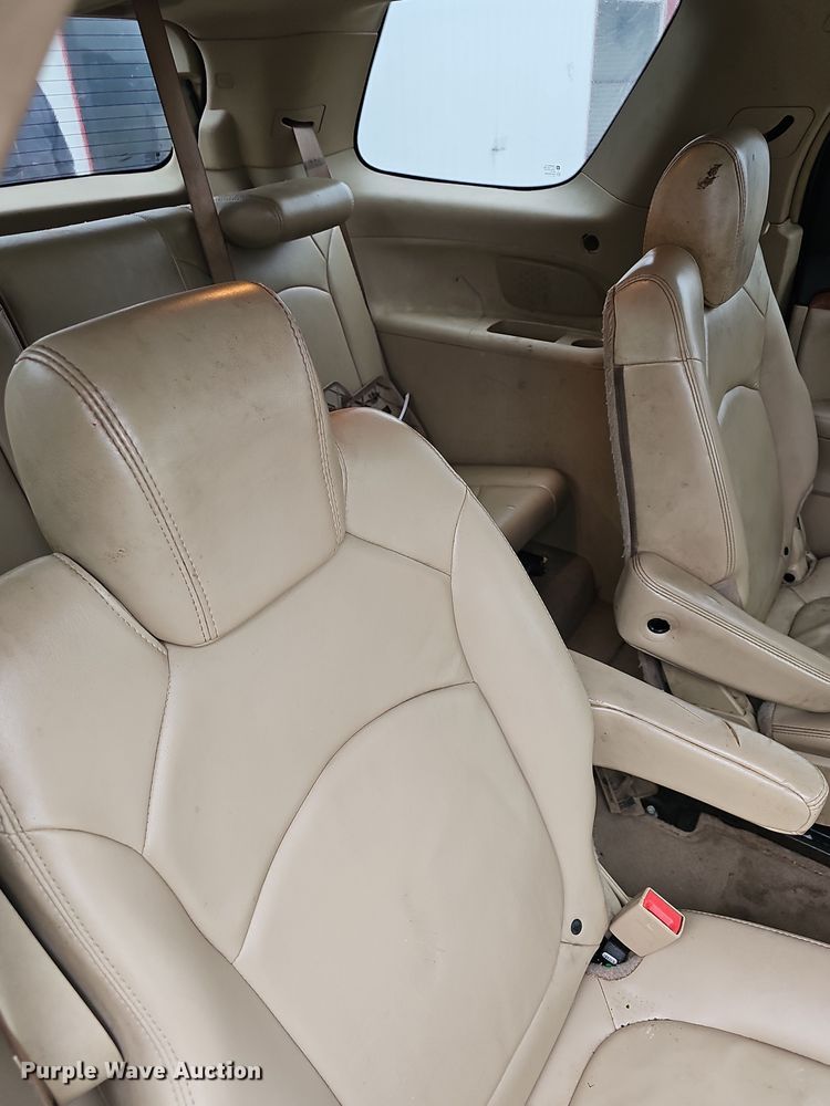 image for item NP9207 2009 Saturn  Outlook XR SUV