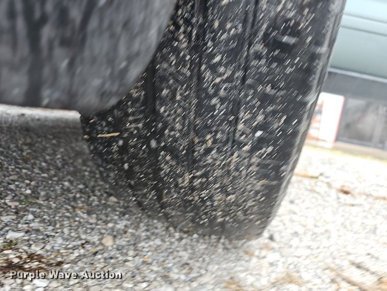 image for item NP9207 2009 Saturn  Outlook XR SUV