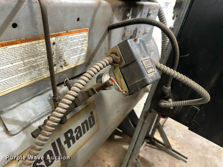 image for item NS9246 Ingersoll Rand 2000E30-PS air compressor