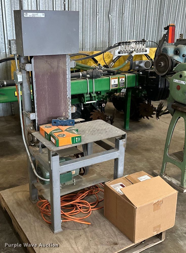 image for item NS9247 Belt sander