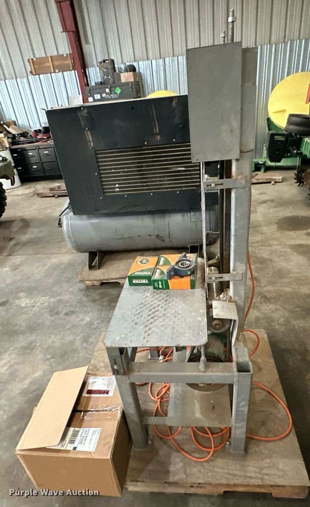 image for item NS9247 Belt sander