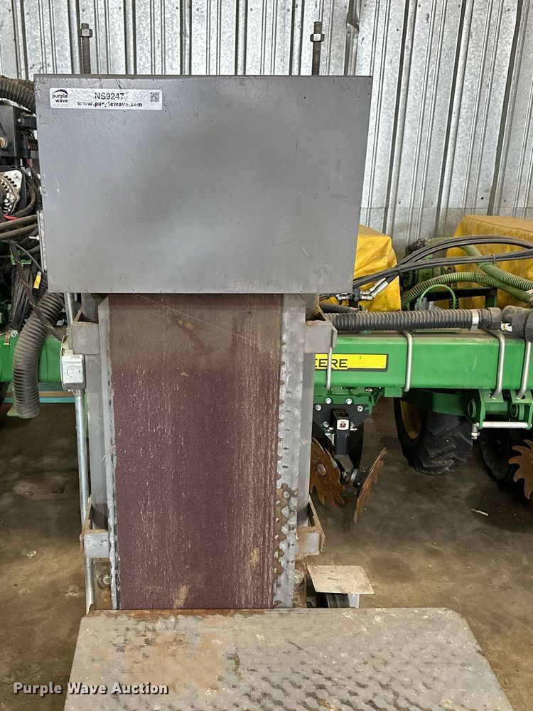 image for item NS9247 Belt sander