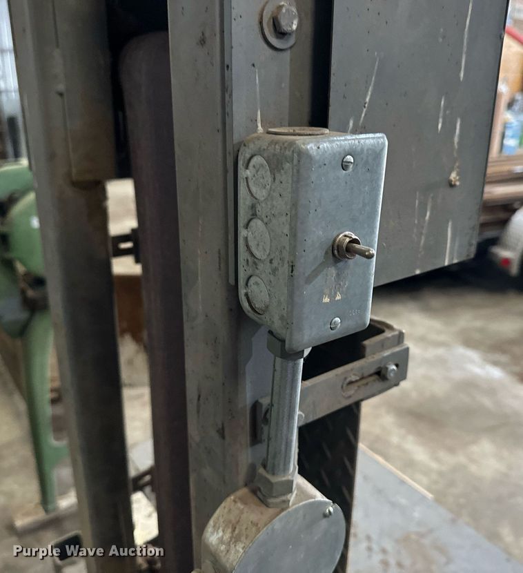 image for item NS9247 Belt sander