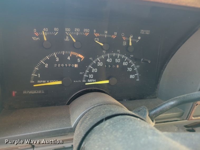 image for item OD9157 1994 Chevrolet  C1500 Ext. Cab pickup truck